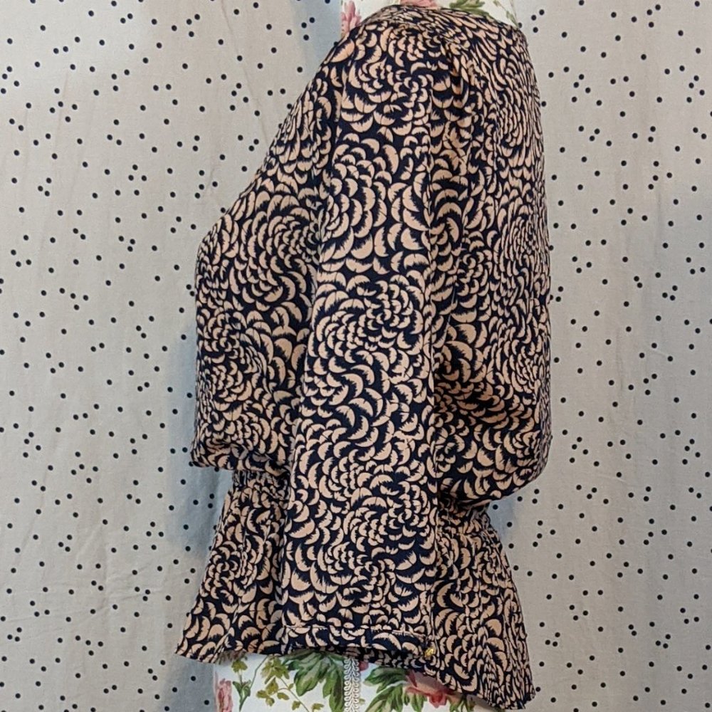 Forever 21 Floral Top - Size S/P - Picture 5 of 8